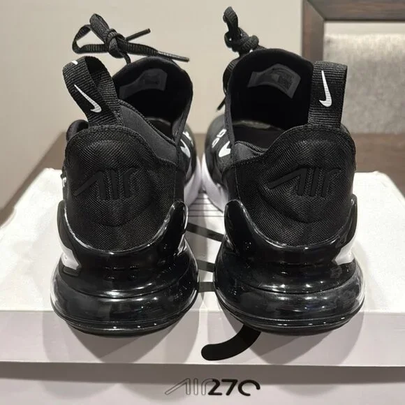 Nike Air Max 270 - Picture 4 of 6